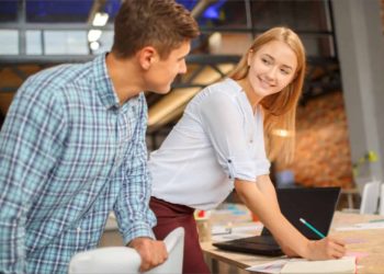 Flirter sur son lieu de travail