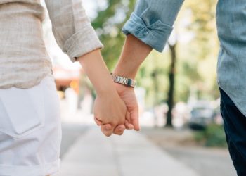 The art of seduction on the net?