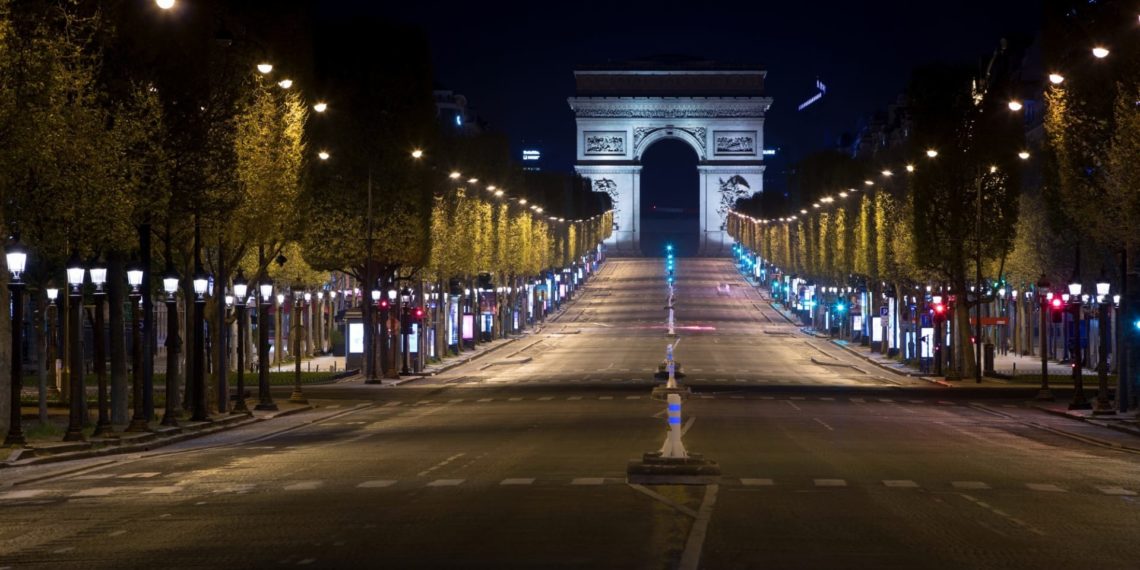 How to flirt during curfew?