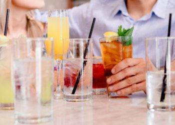 Séduisez-la en apprenant à faire des cocktails