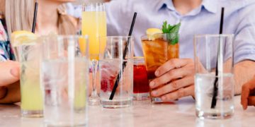 Séduisez-la en apprenant à faire des cocktails