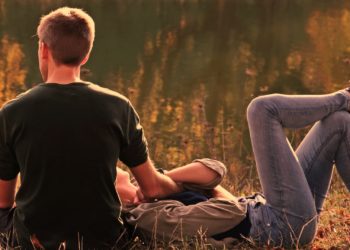 Comment arrêter d’être le “gars sympa” qui reste célibataire ?